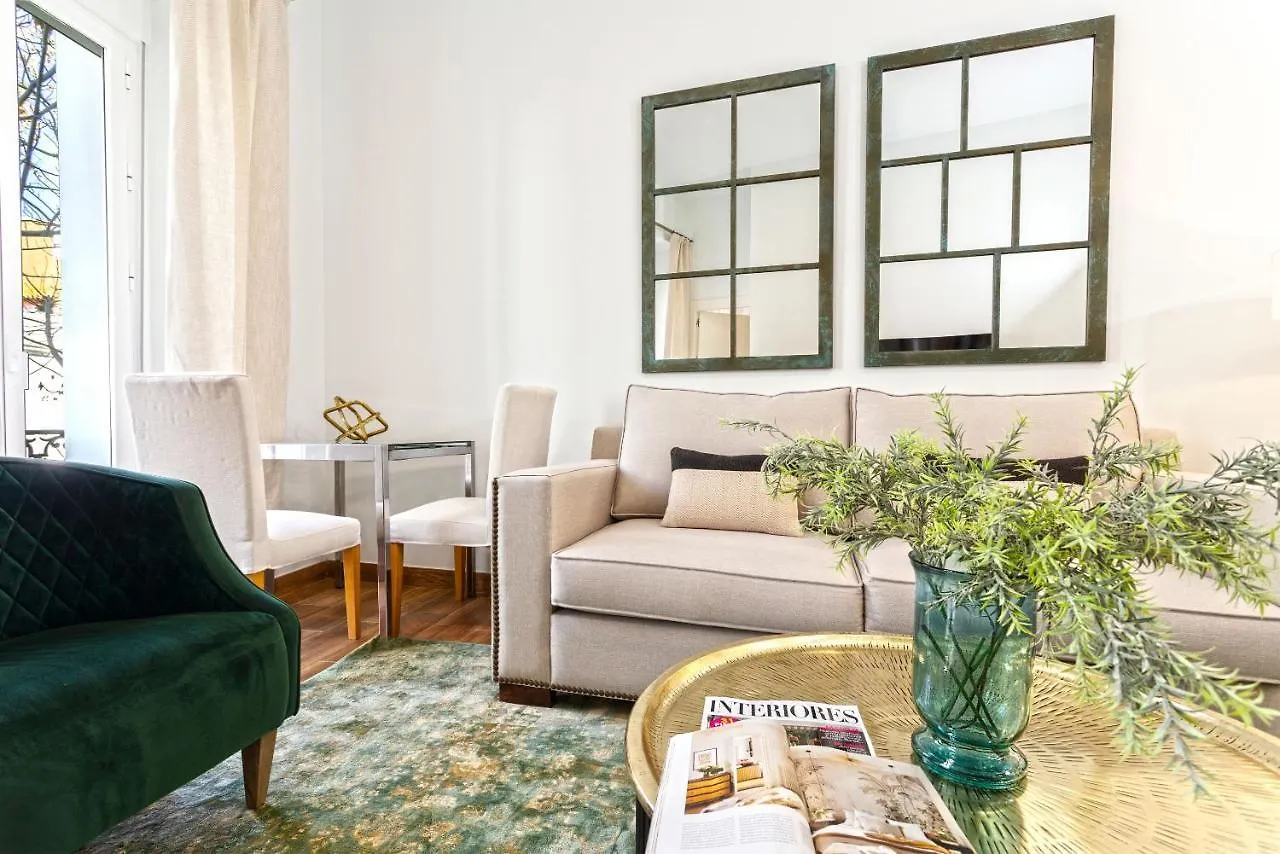 Genteel Home Recaredo セビリア アパート