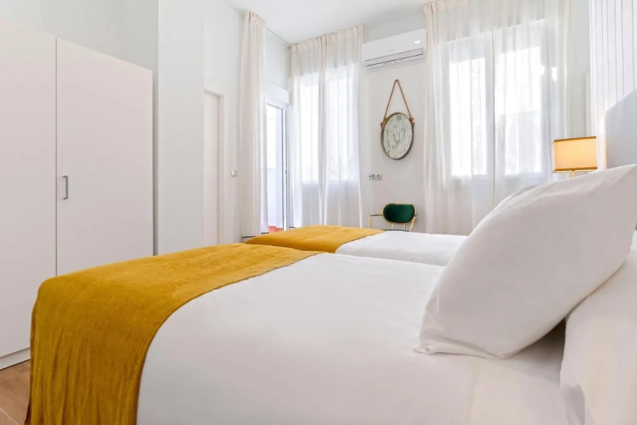 Genteel Home Recaredo セビリア アパート