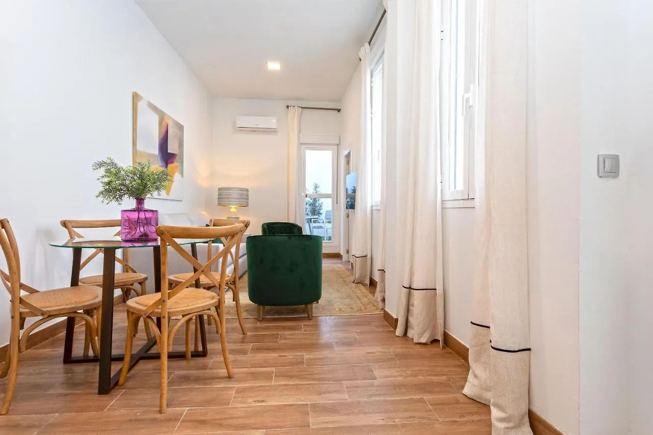アパート Genteel Home Recaredo セビリア