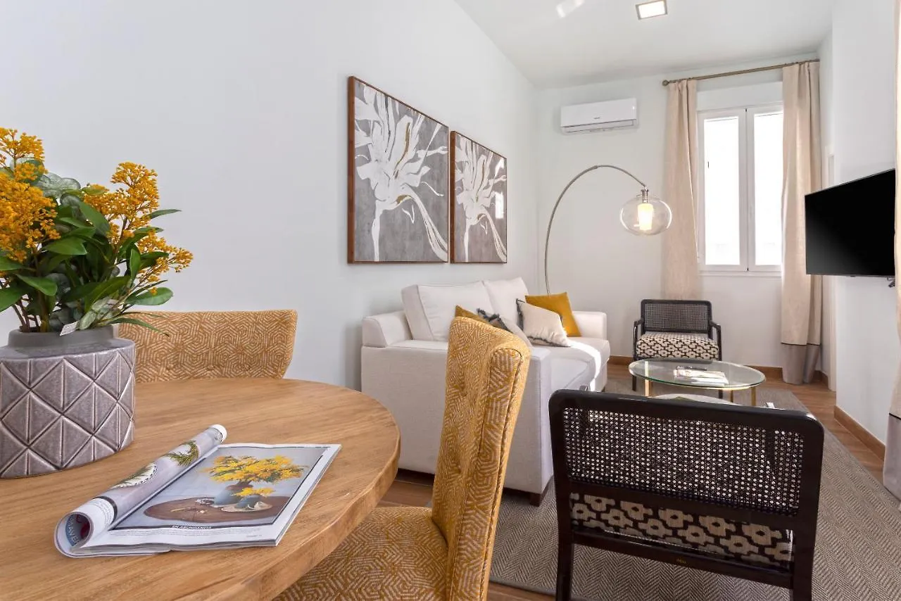 Genteel Home Recaredo セビリア アパート