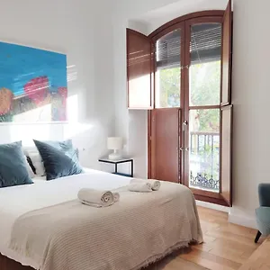 Homeyseville-luxury Arenal 6 Pax, Parking Optional Siviglia