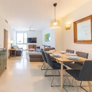 Apartamento Luminoso apartamento con roof-top Privado en el corazón de San Bernardo, Sevilha