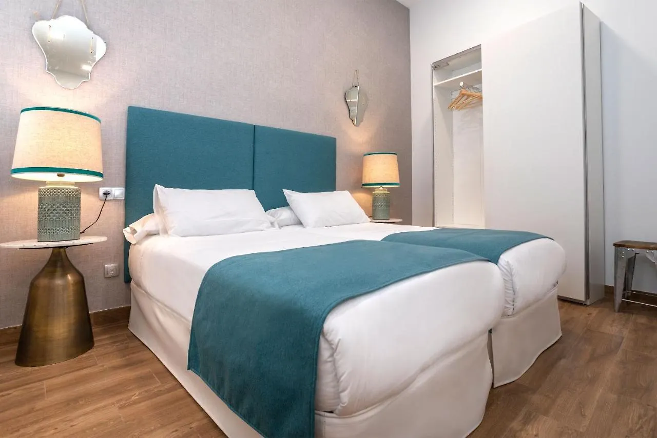 Genteel Home Recaredo Seville Spain