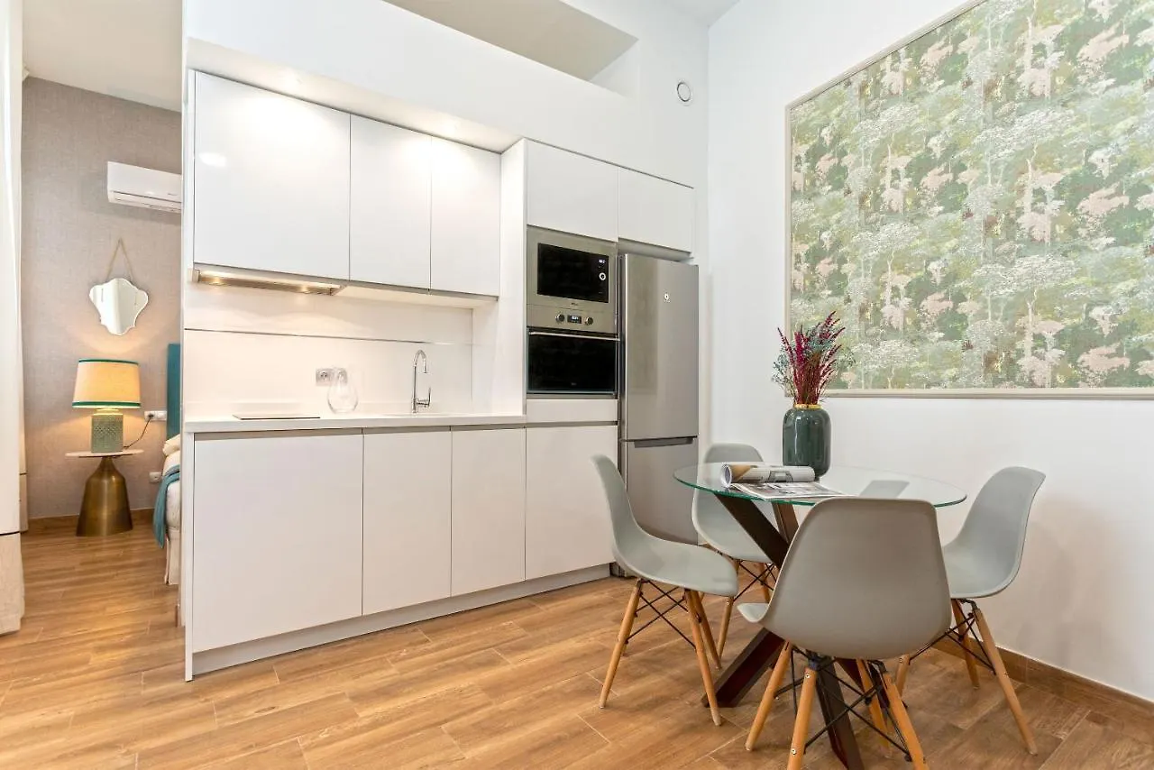Genteel Home Recaredo Seville Spain