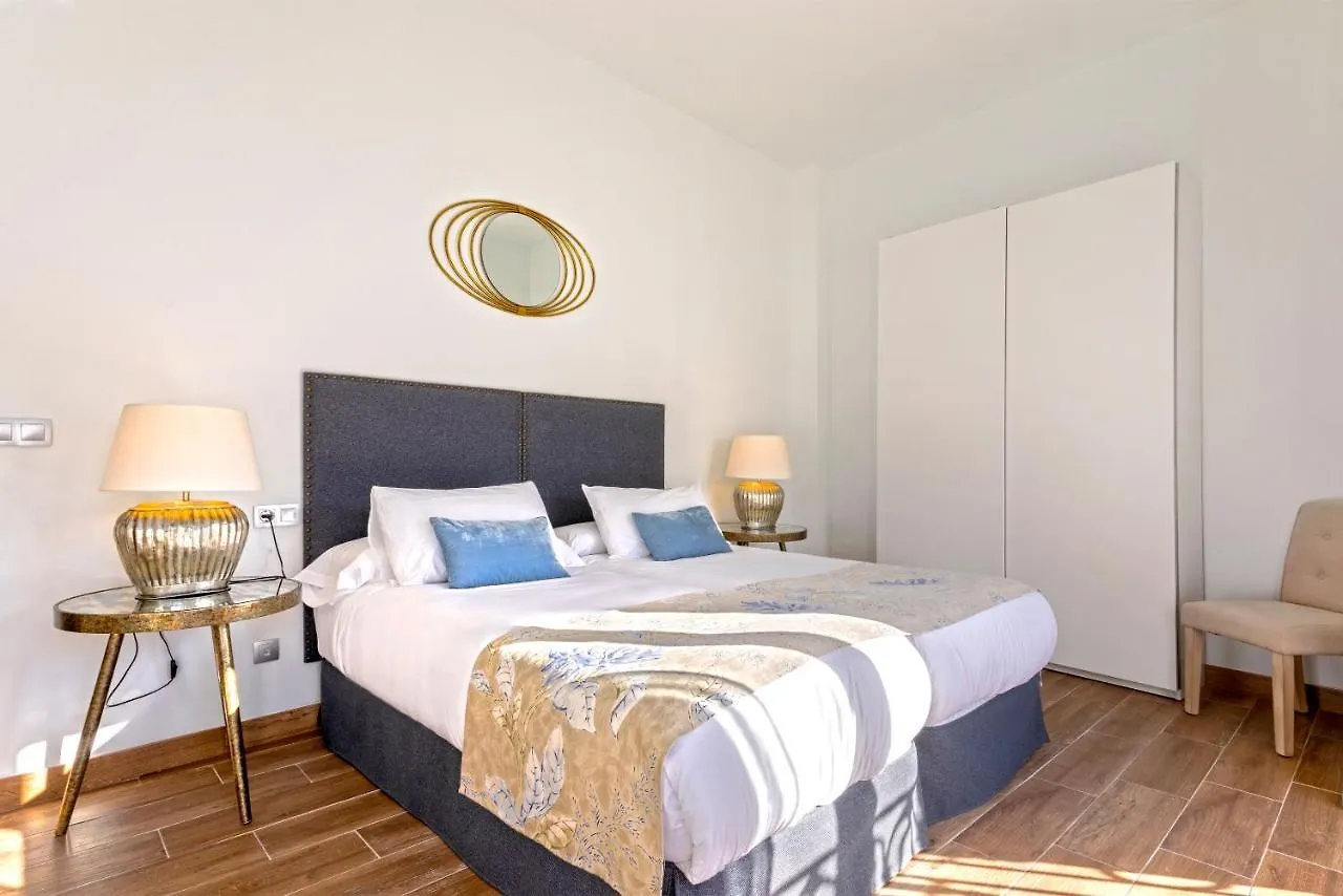 Genteel Home Recaredo Seville Apartment