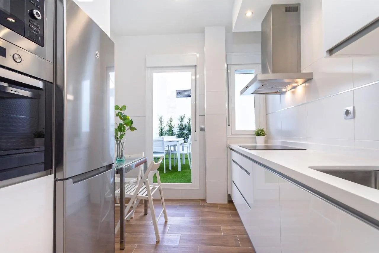 Genteel Home Recaredo Seville Apartment