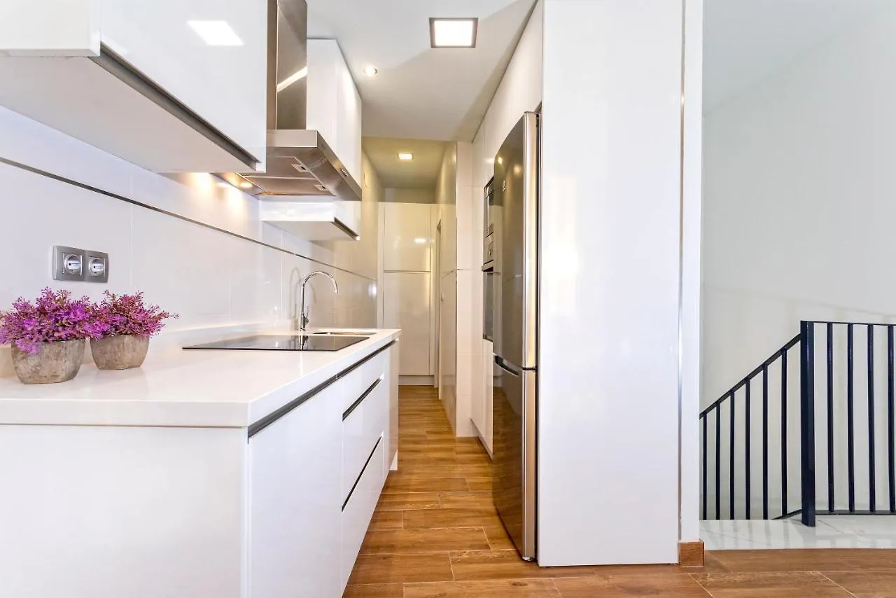 Genteel Home Recaredo Sevilla Apartmán